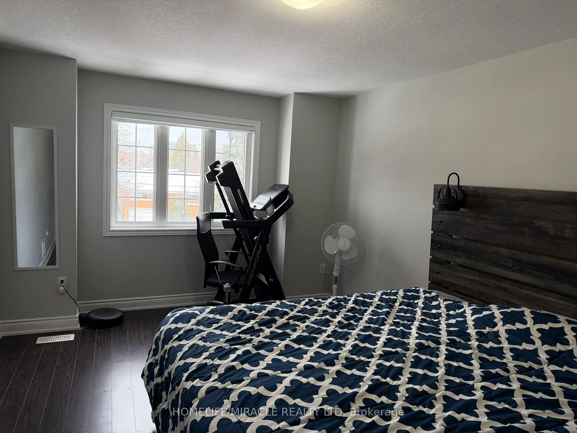 Photo 10 of 90 Bobolink Road E, Hamilton, Bruleville — HOMEH