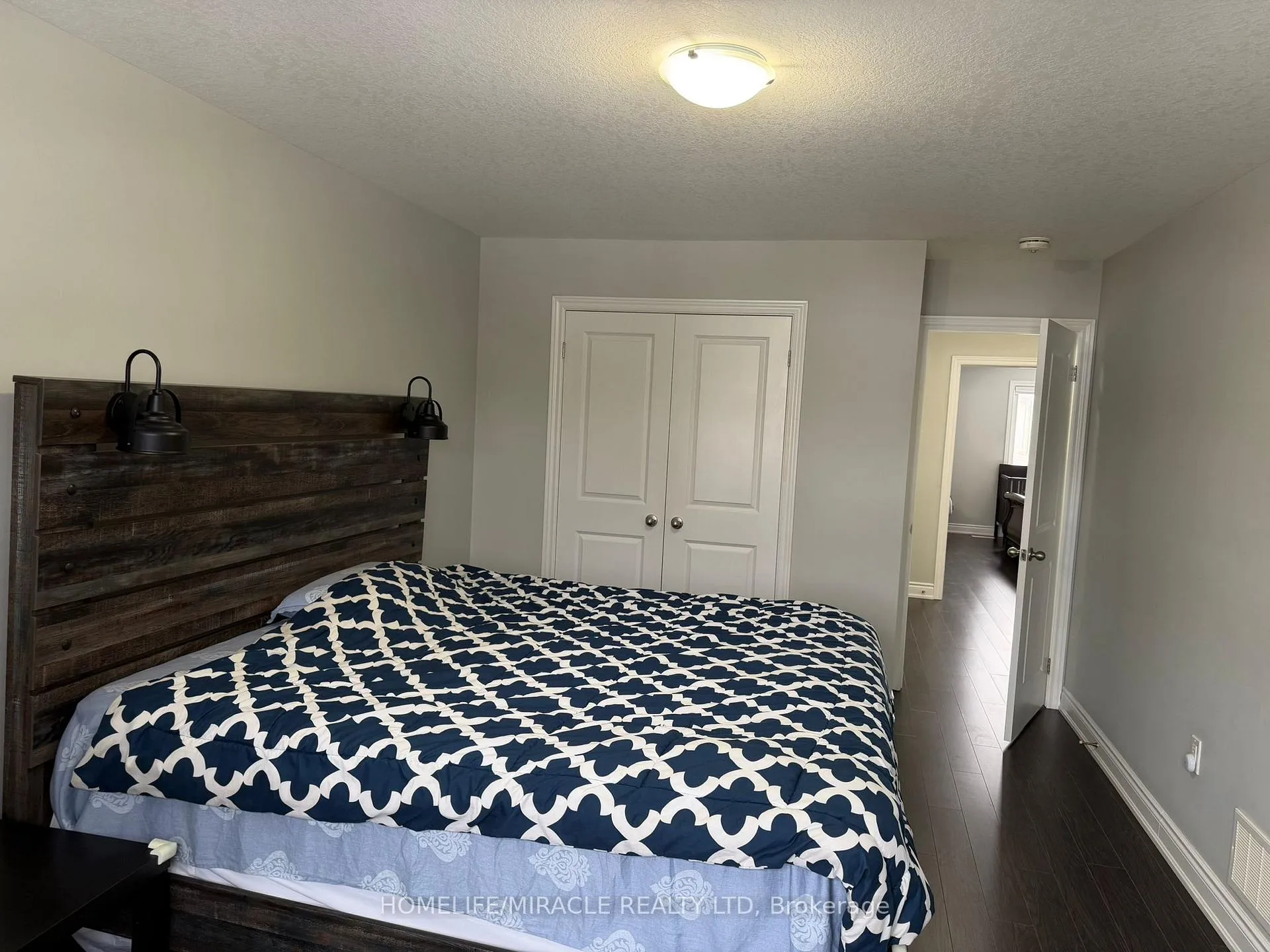 Photo 11 of 90 Bobolink Road E, Hamilton, Bruleville — HOMEH
