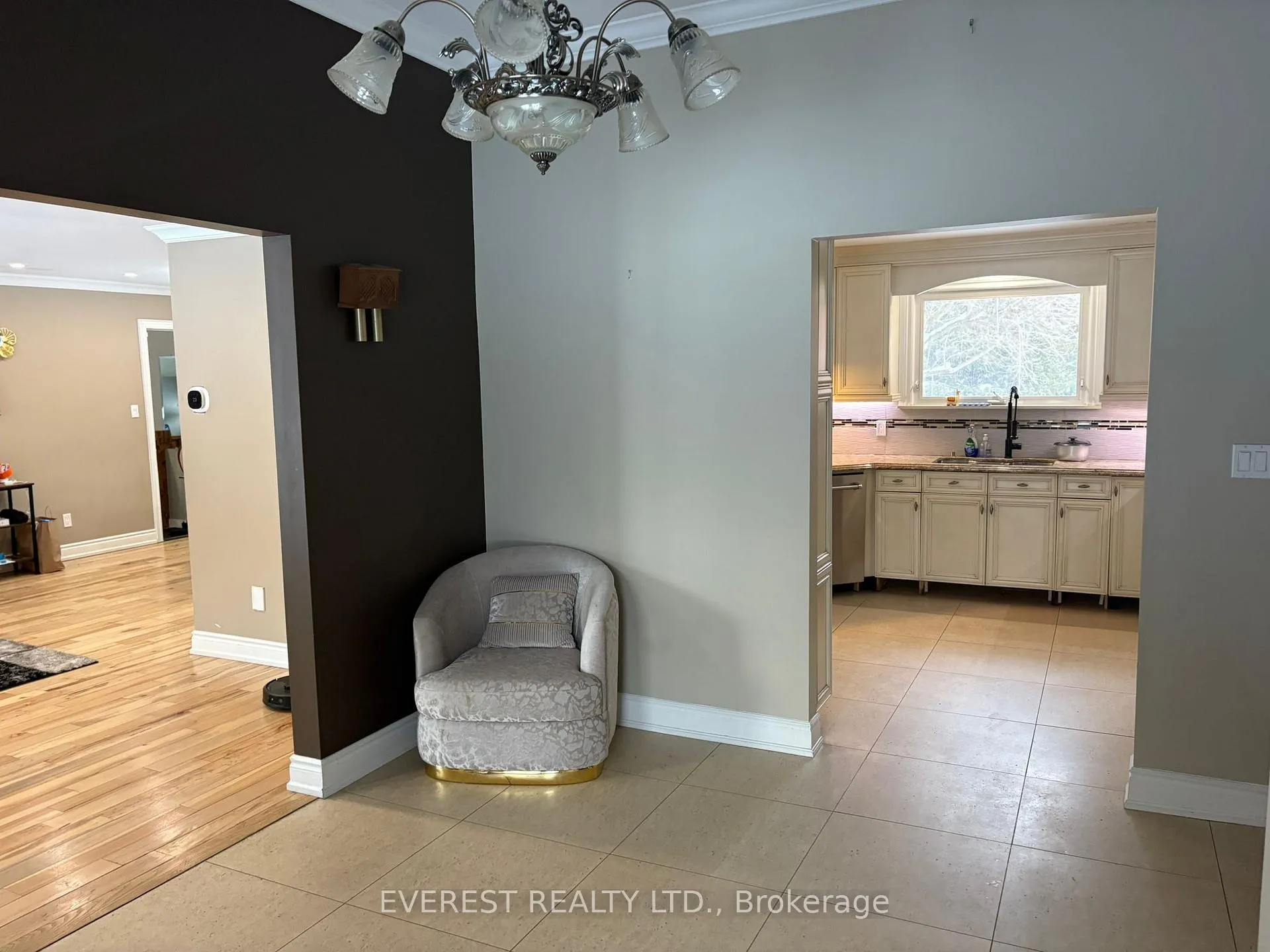 Photo 5 of 27 Birchview Drive, Caledon, Rural Caledon — HOMEH