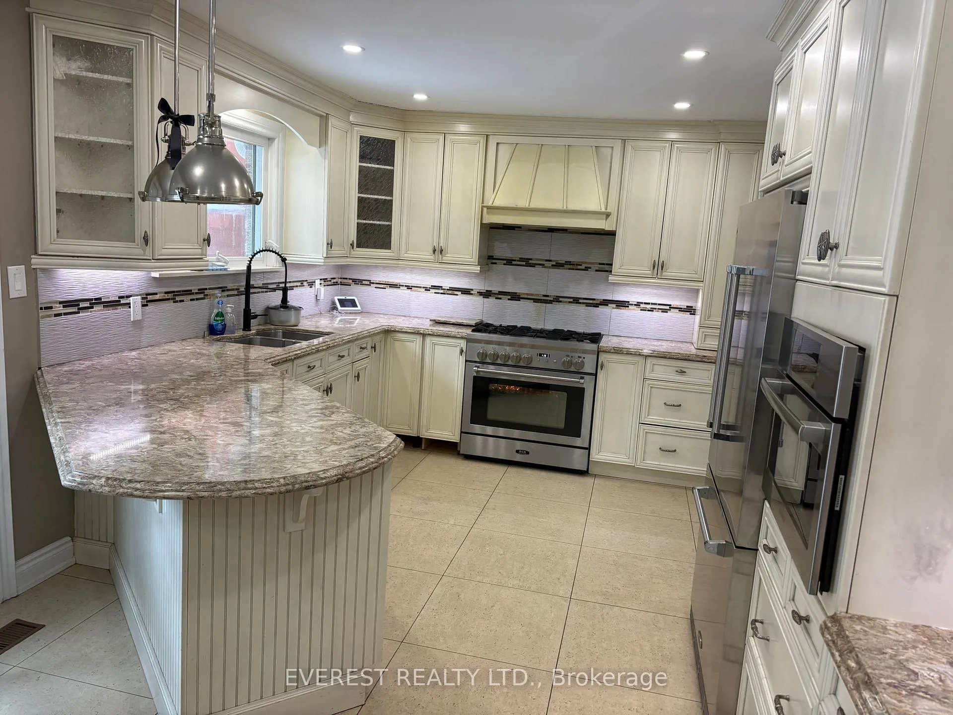 Photo 13 of 27 Birchview Drive, Caledon, Rural Caledon — HOMEH
