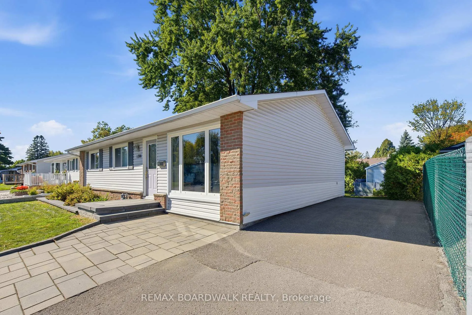 Photo 4 of 1381 Matheson Road, Ottawa, Carson Grove — HOMEH