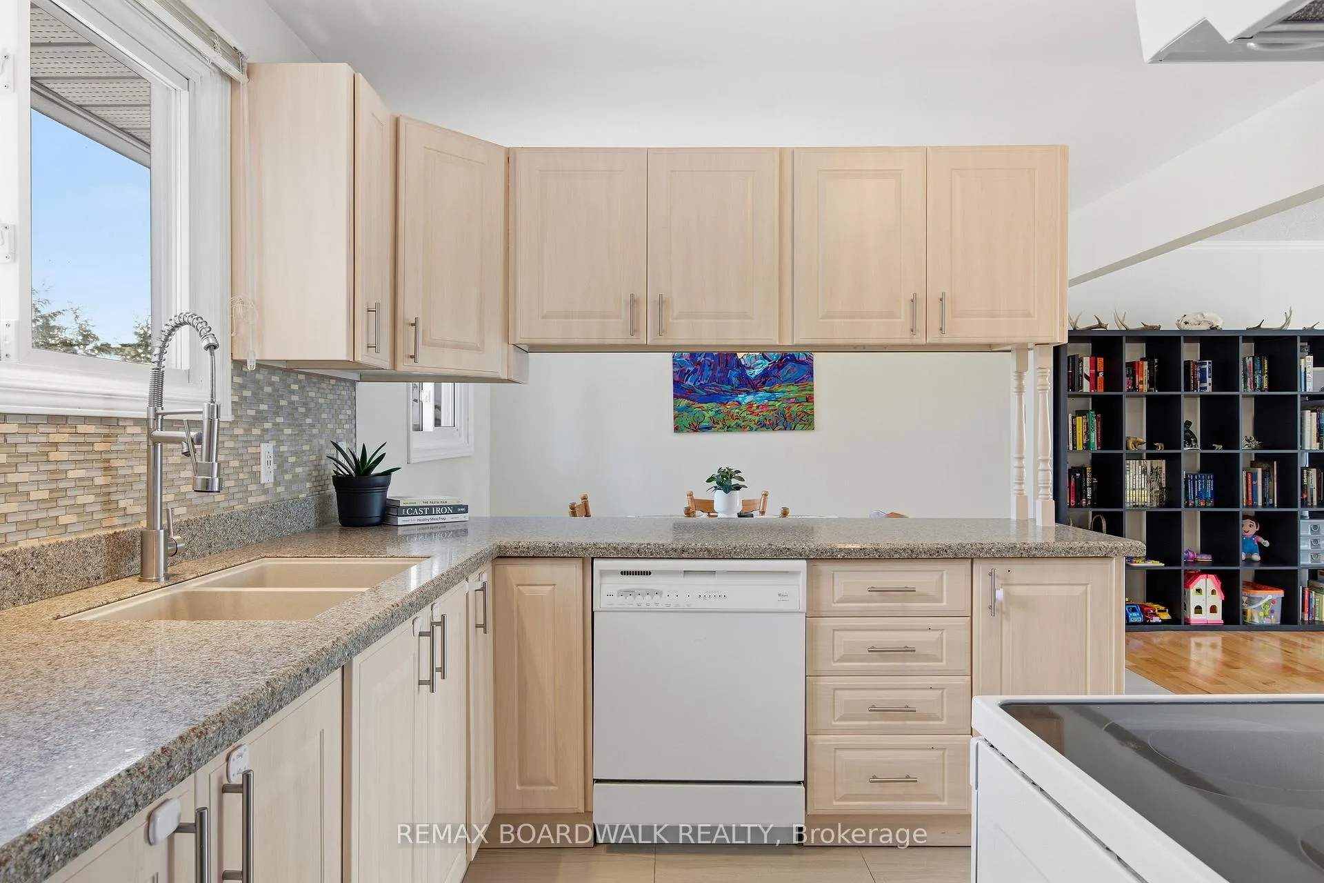 Photo 16 of 1381 Matheson Road, Ottawa, Carson Grove — HOMEH