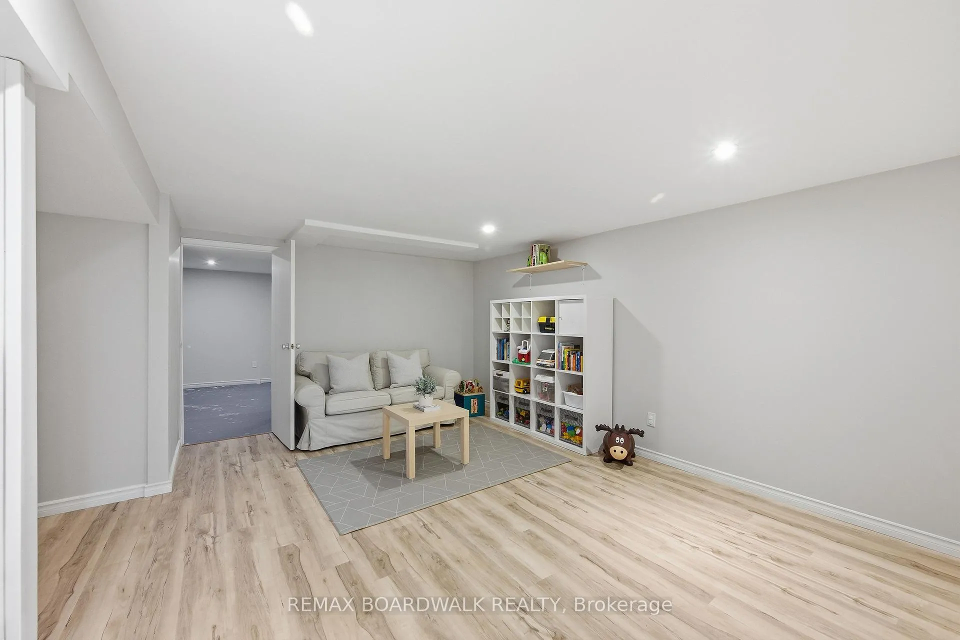 Photo 38 of 1381 Matheson Road, Ottawa, Carson Grove — HOMEH