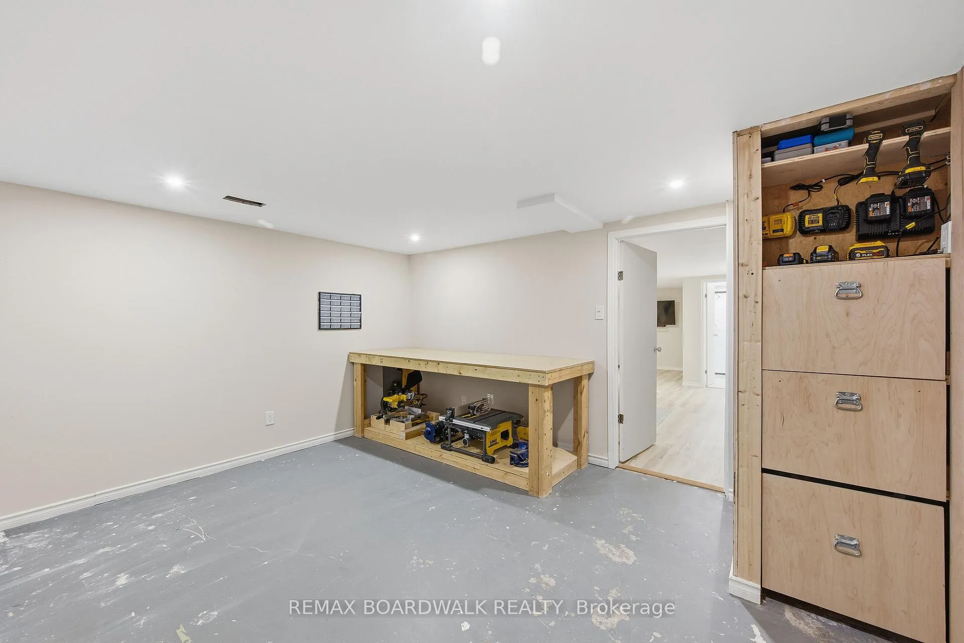 Photo 39 of 1381 Matheson Road, Ottawa, Carson Grove — HOMEH