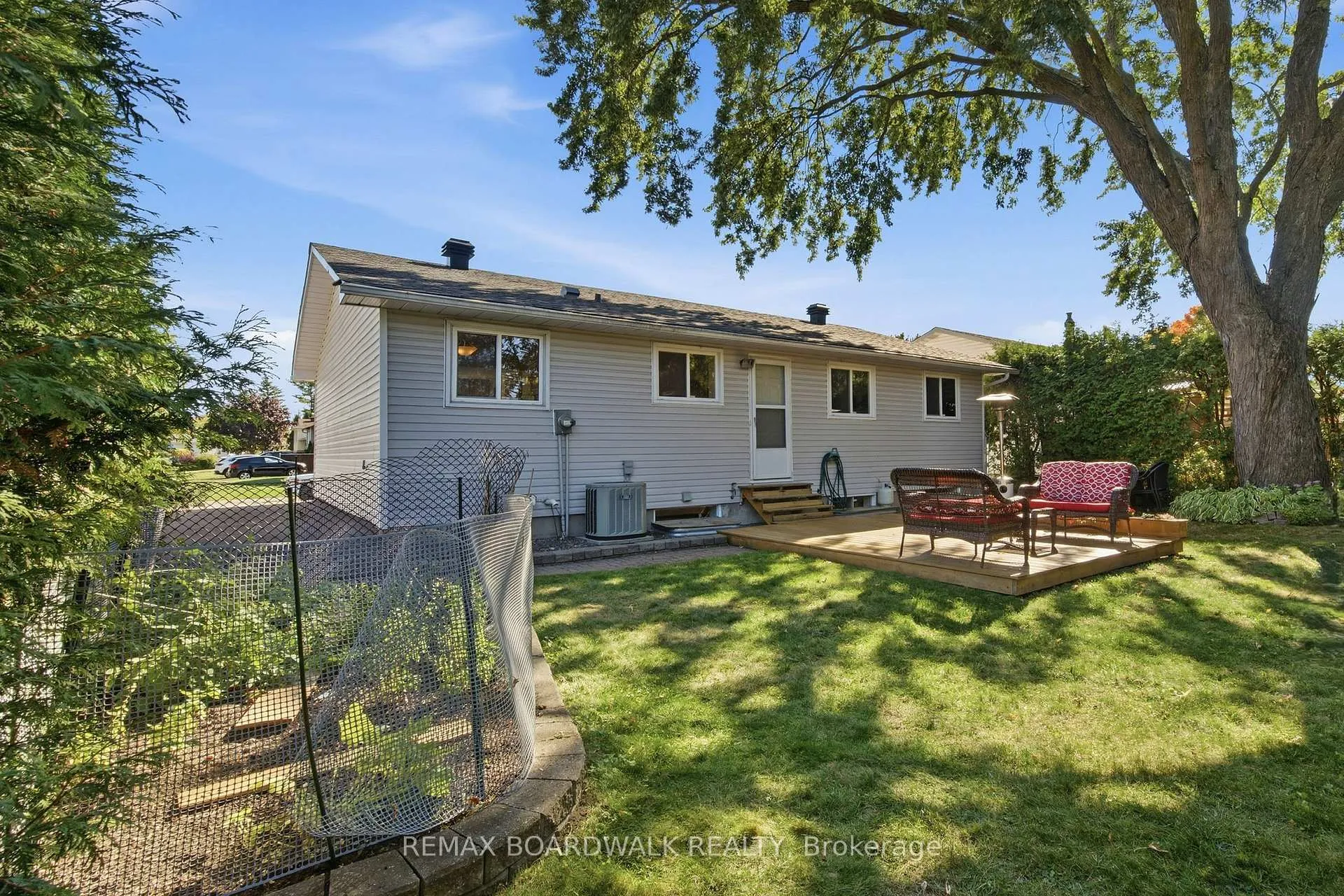 Photo 42 of 1381 Matheson Road, Ottawa, Carson Grove — HOMEH