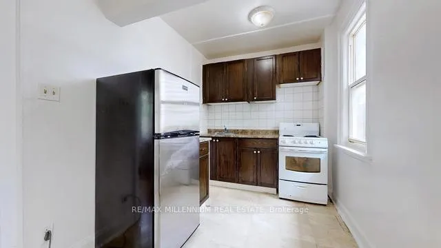 Photo 2 of Unit 31, 125 Bold Street, Hamilton, Durand — HOMEH