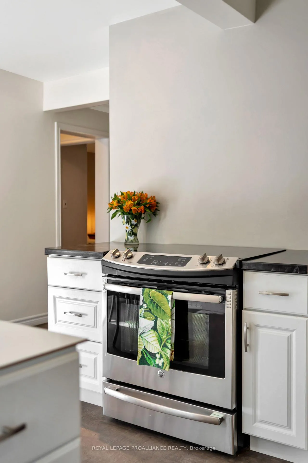 Photo 6 of Unit A, 134 Dufferin Avenue, Belleville, Belleville Ward — HOMEH