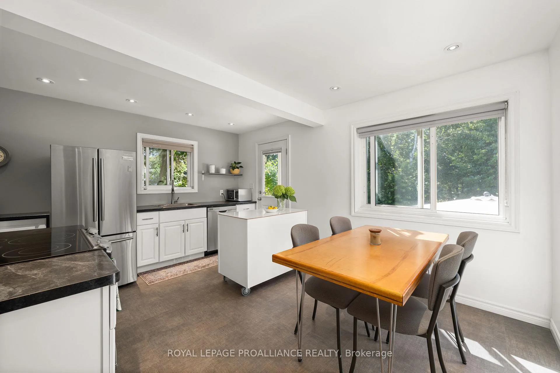 Photo 7 of Unit A, 134 Dufferin Avenue, Belleville, Belleville Ward — HOMEH