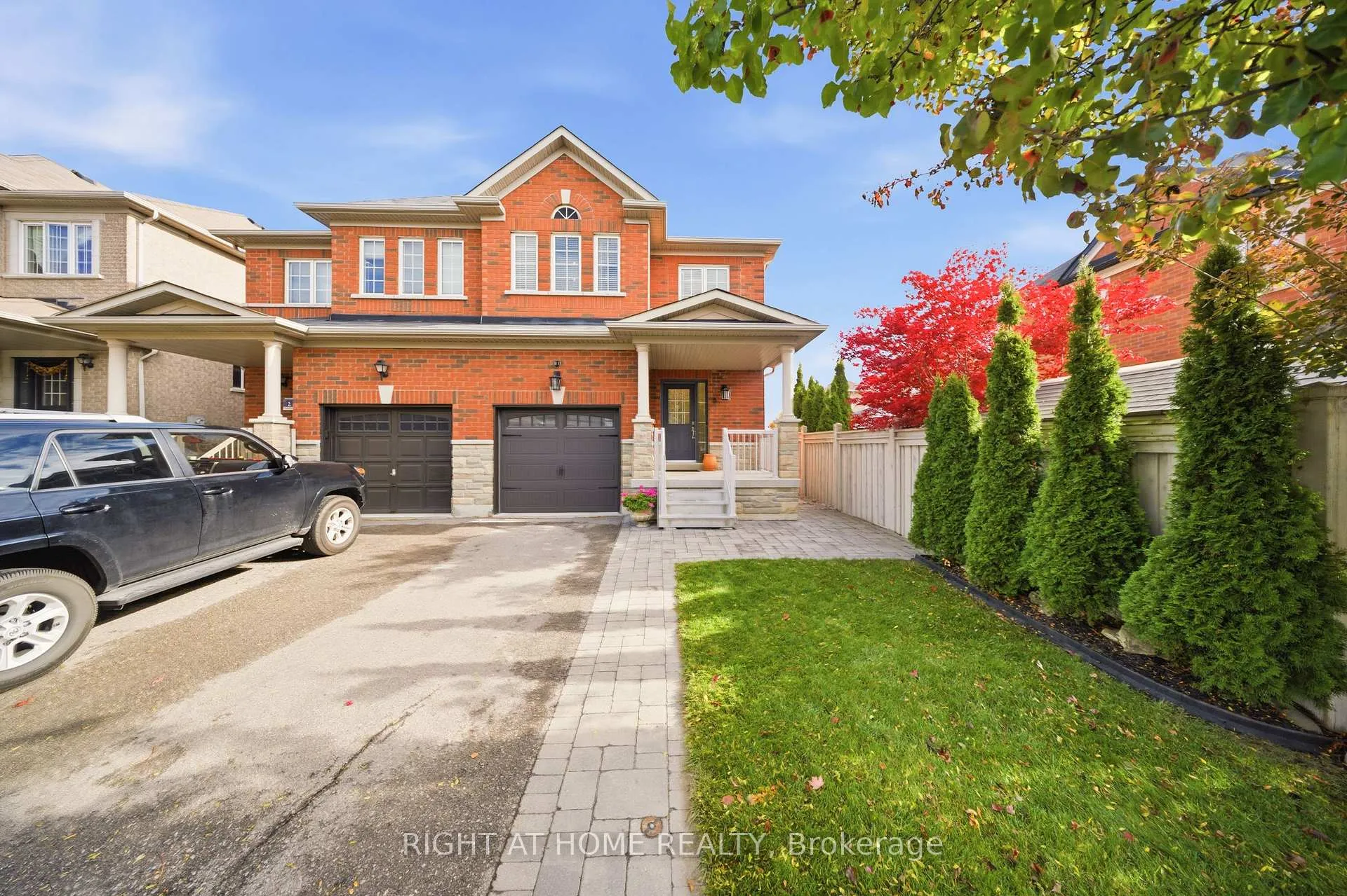 Photo 2 of 9 Manordale Crescent, Vaughan, Vellore Village — HOMEH