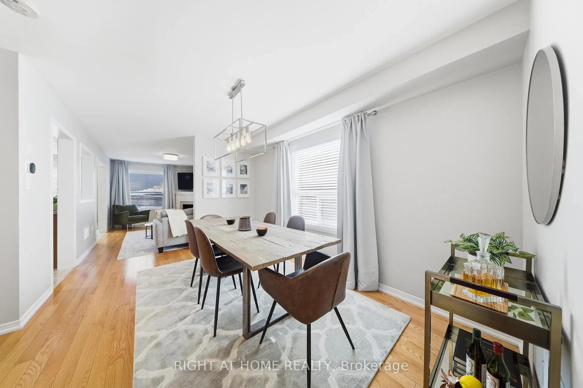 Photo 8 of 9 Manordale Crescent, Vaughan, Vellore Village — HOMEH