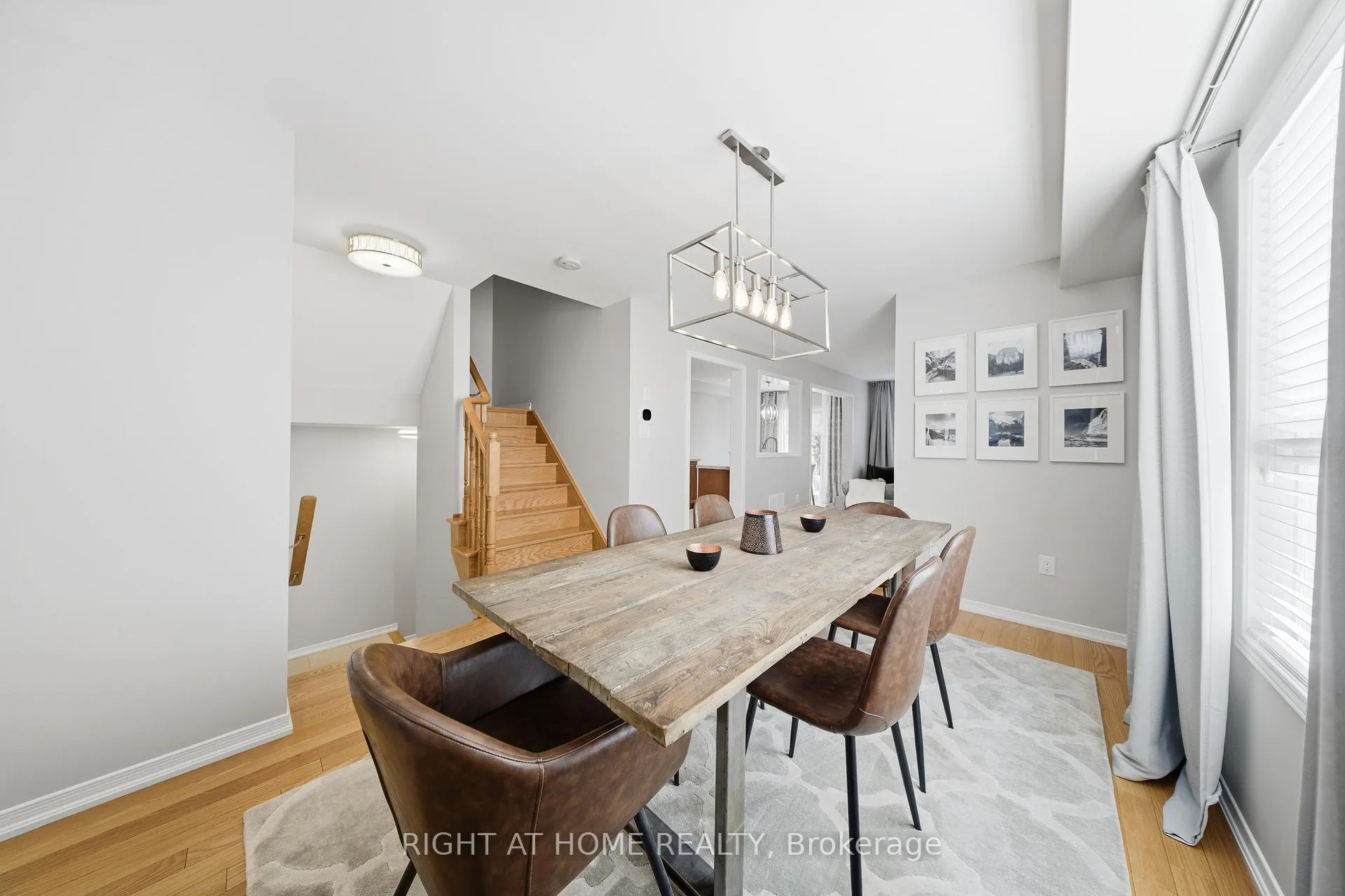 Photo 10 of 9 Manordale Crescent, Vaughan, Vellore Village — HOMEH