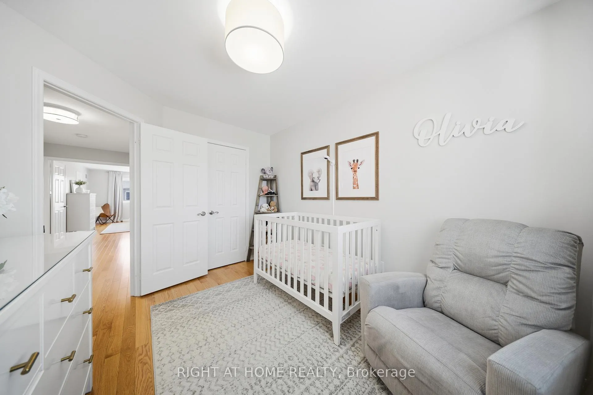 Photo 27 of 9 Manordale Crescent, Vaughan, Vellore Village — HOMEH
