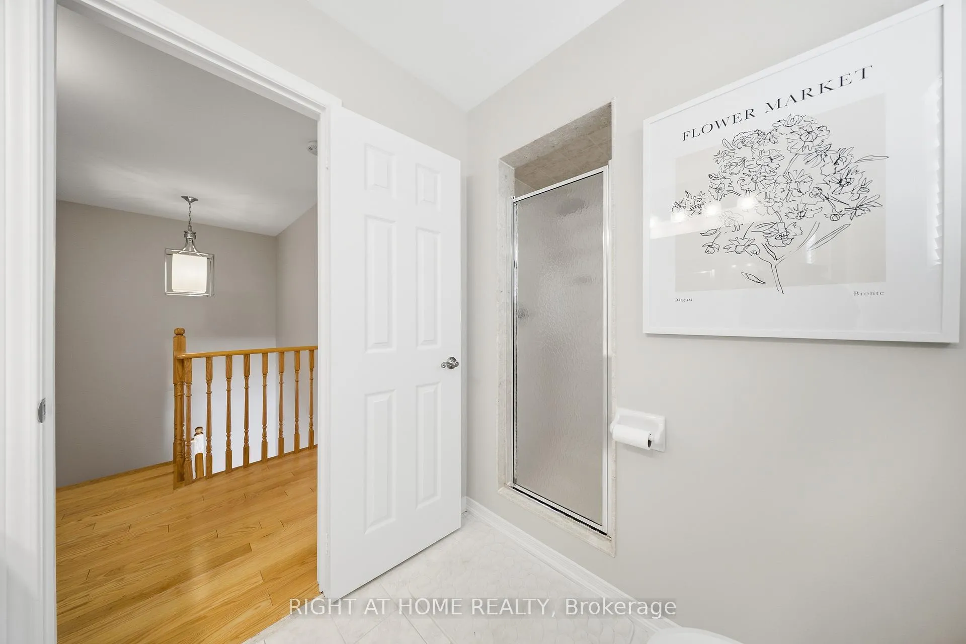 Photo 30 of 9 Manordale Crescent, Vaughan, Vellore Village — HOMEH