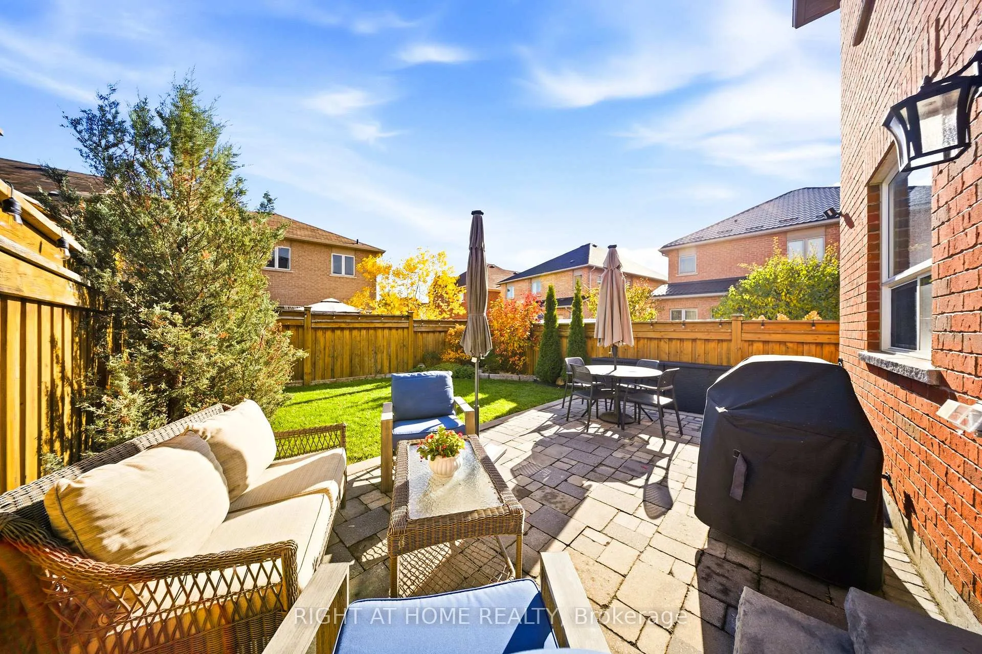 Photo 31 of 9 Manordale Crescent, Vaughan, Vellore Village — HOMEH