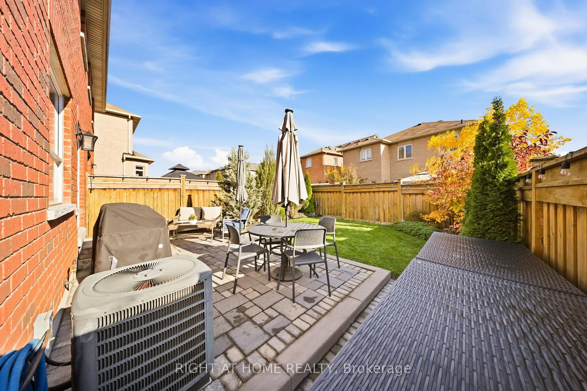Photo 32 of 9 Manordale Crescent, Vaughan, Vellore Village — HOMEH