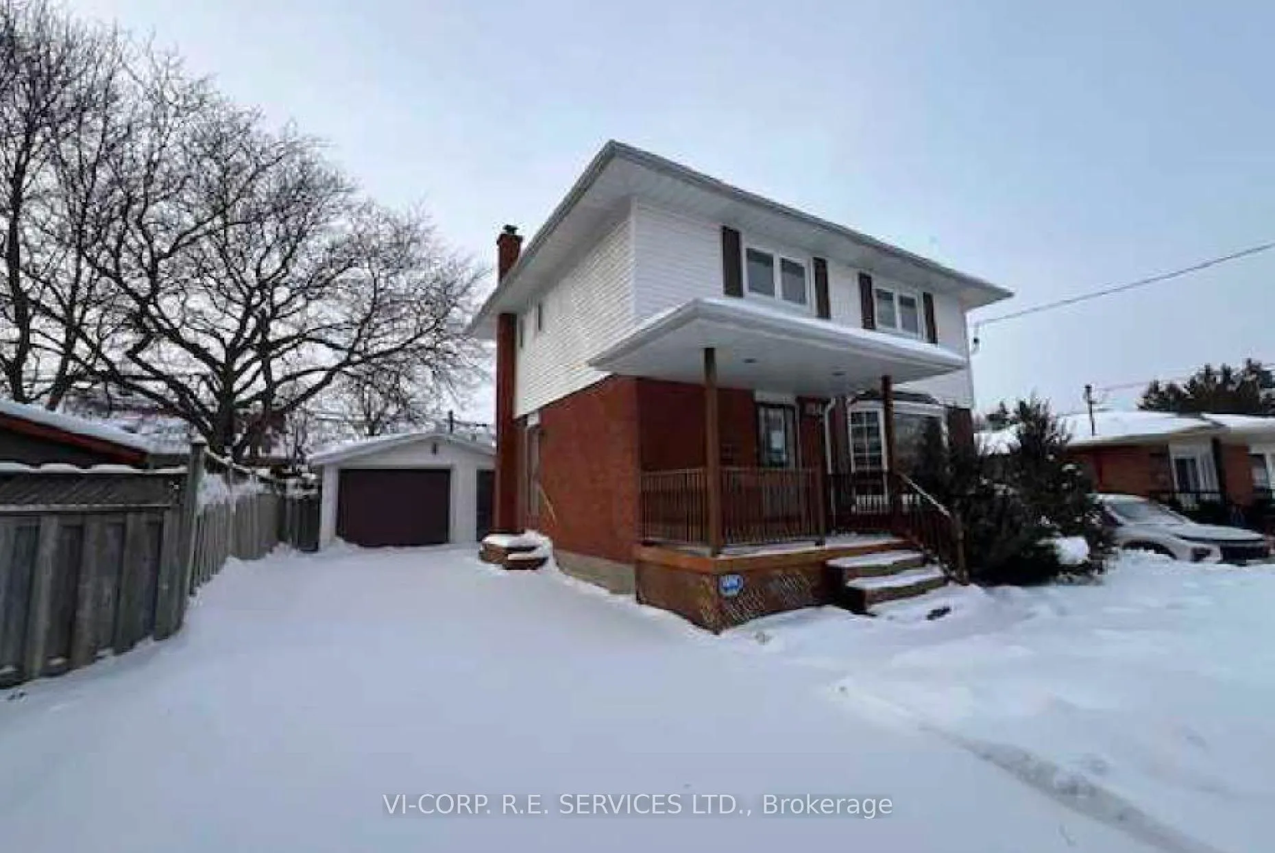 Front of 156 Gladstone Avenue