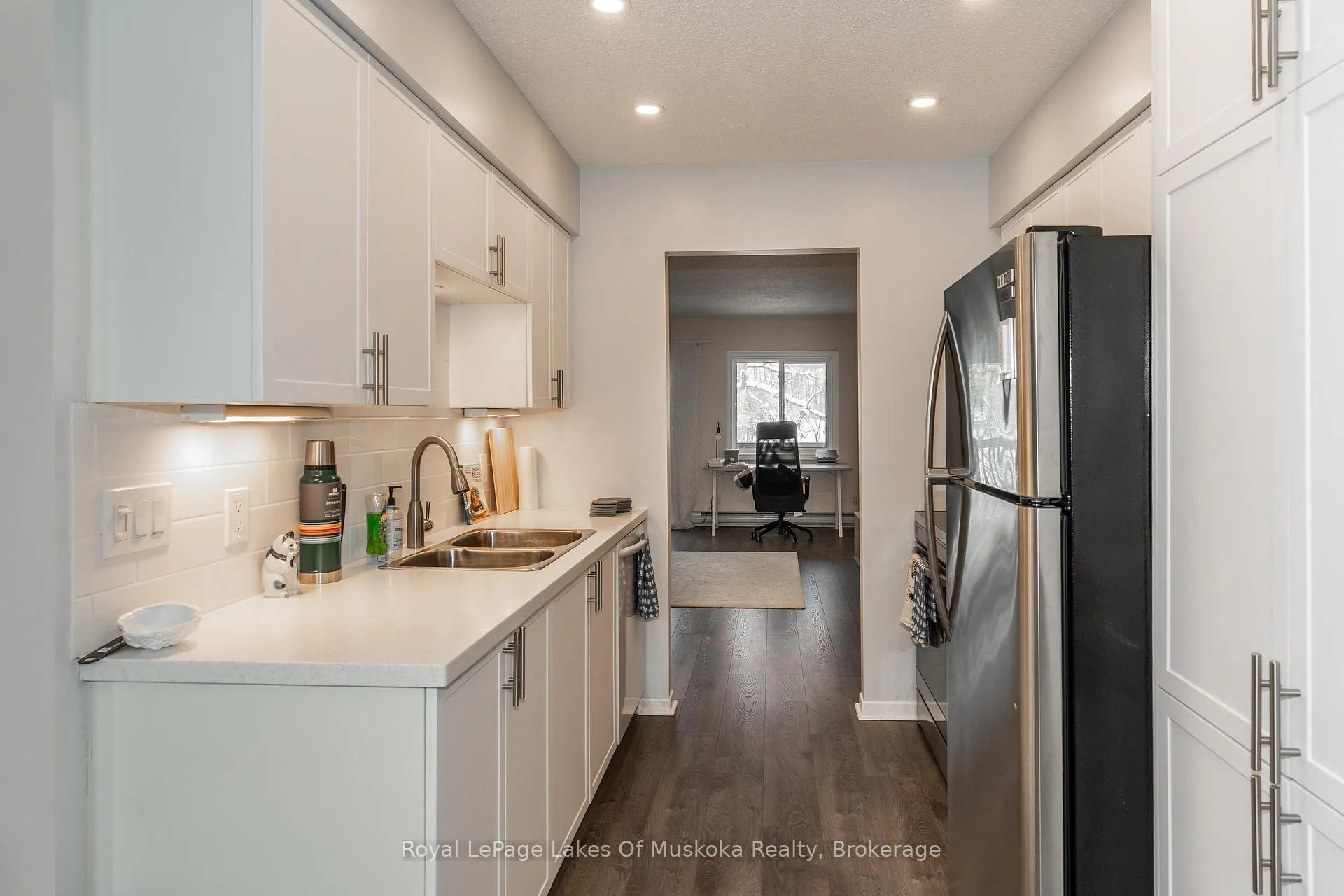 Photo 11 of Unit 10, 142 Ecclestone Drive, Bracebridge, Macaulay — HOMEH