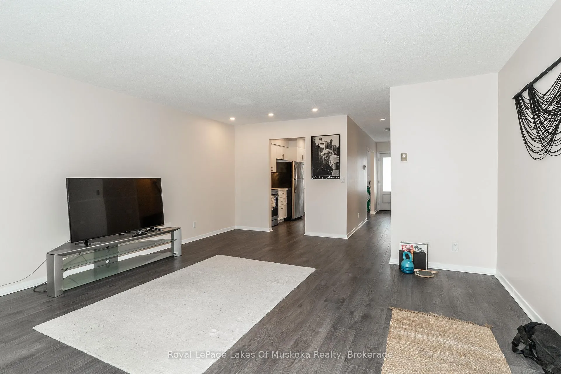 Photo 14 of Unit 10, 142 Ecclestone Drive, Bracebridge, Macaulay — HOMEH