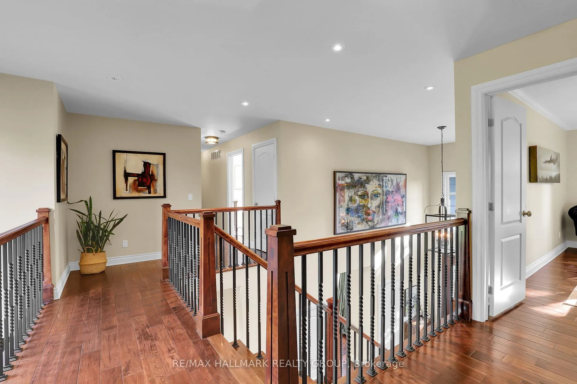 Photo 27 of 45 Crescent Heights, Ottawa, Dows Lake — HOMEH