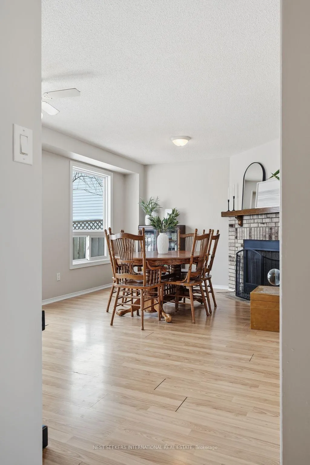 Photo 11 of 1091 Maclean Street, Innisfil, Alcona — HOMEH