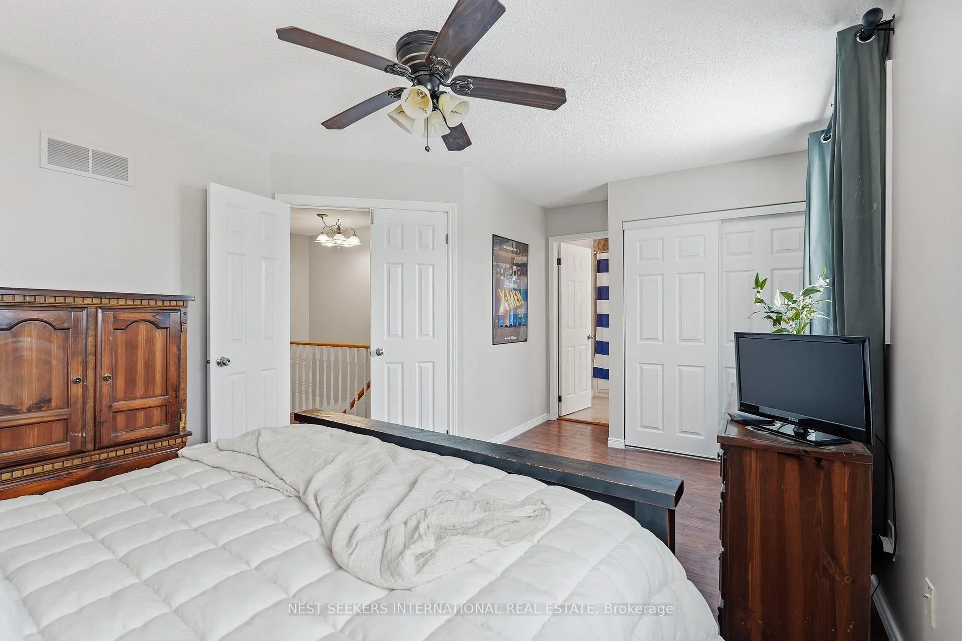 Photo 18 of 1091 Maclean Street, Innisfil, Alcona — HOMEH