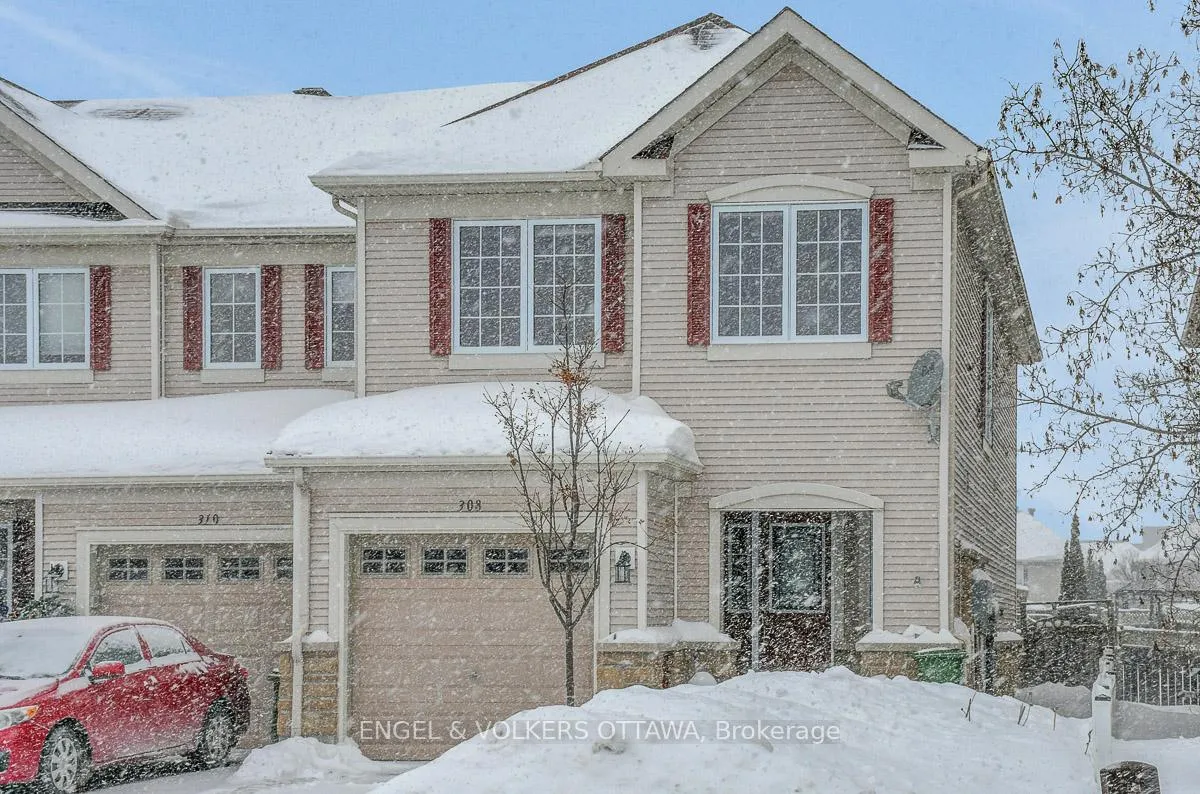 Photo 2 of 308 Tabaret Street, Ottawa, Kanata - Emerald Meadows/Trailwest — HOMEH