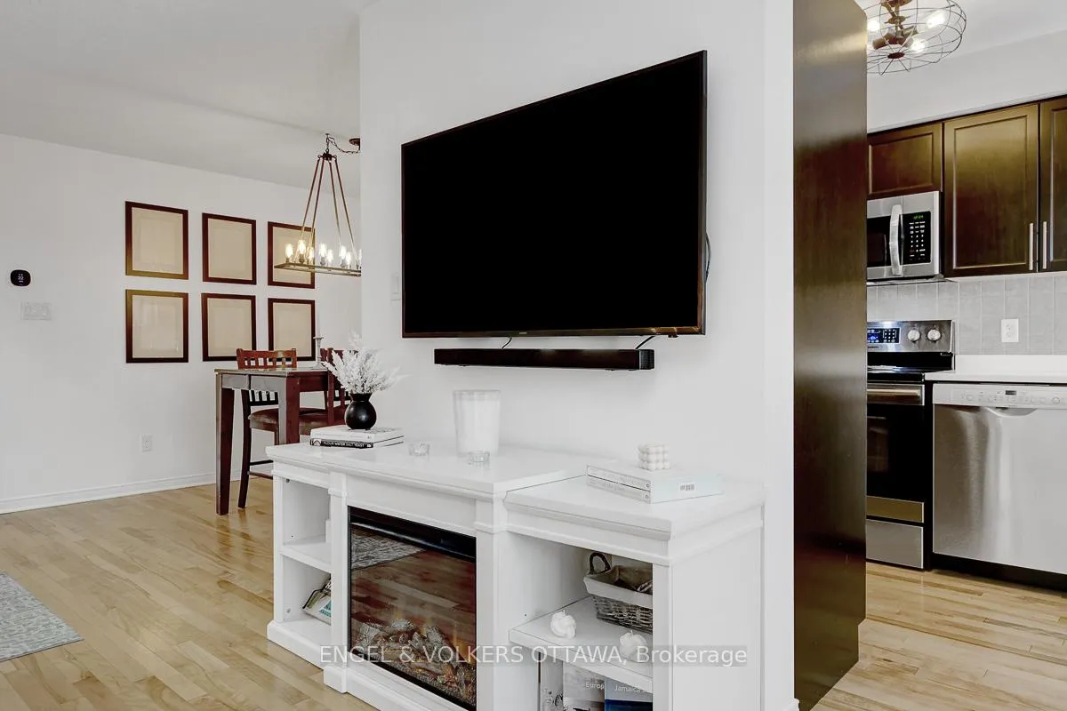 Photo 13 of 308 Tabaret Street, Ottawa, Kanata - Emerald Meadows/Trailwest — HOMEH