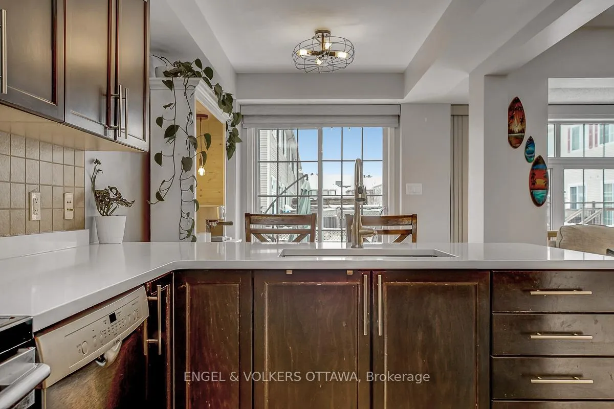 Photo 20 of 308 Tabaret Street, Ottawa, Kanata - Emerald Meadows/Trailwest — HOMEH