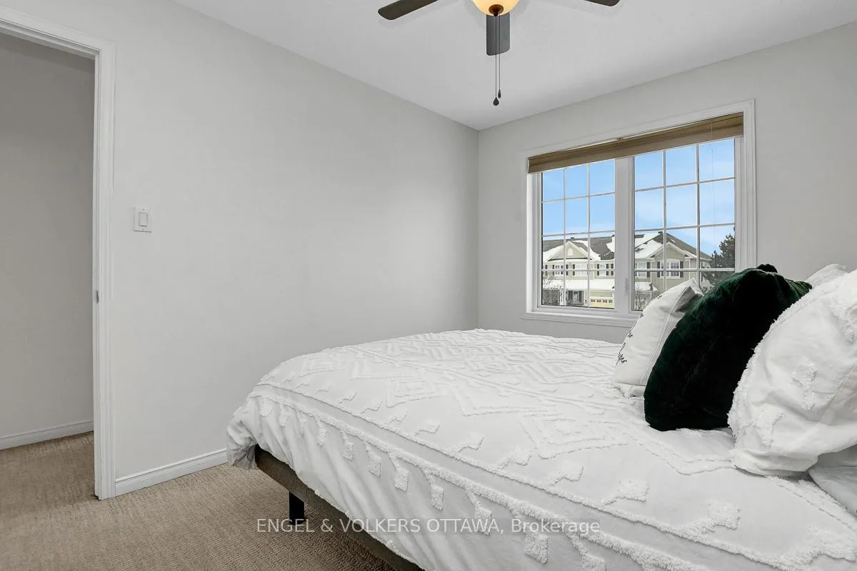 Photo 33 of 308 Tabaret Street, Ottawa, Kanata - Emerald Meadows/Trailwest — HOMEH