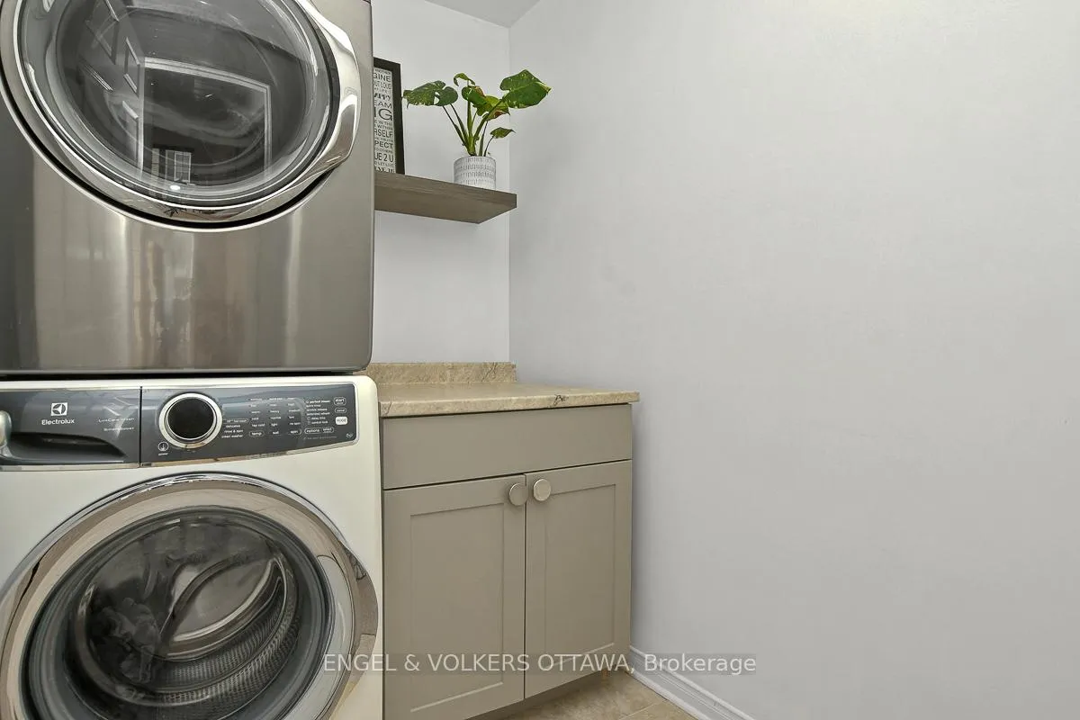 Photo 39 of 308 Tabaret Street, Ottawa, Kanata - Emerald Meadows/Trailwest — HOMEH