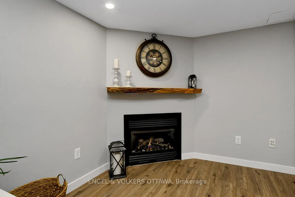 Photo 44 of 308 Tabaret Street, Ottawa, Kanata - Emerald Meadows/Trailwest — HOMEH