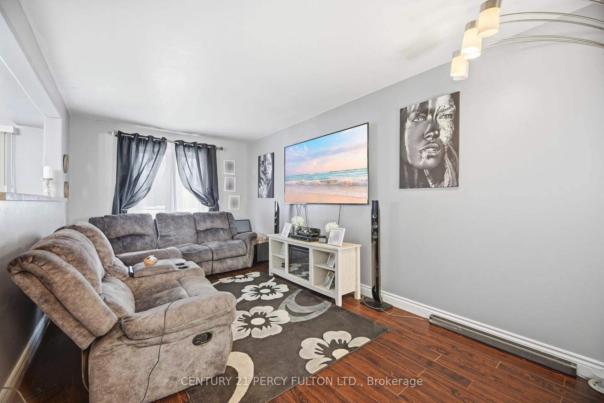 Photo 17 of 33 Farmers Avenue, Ajax, Central West — HOMEH