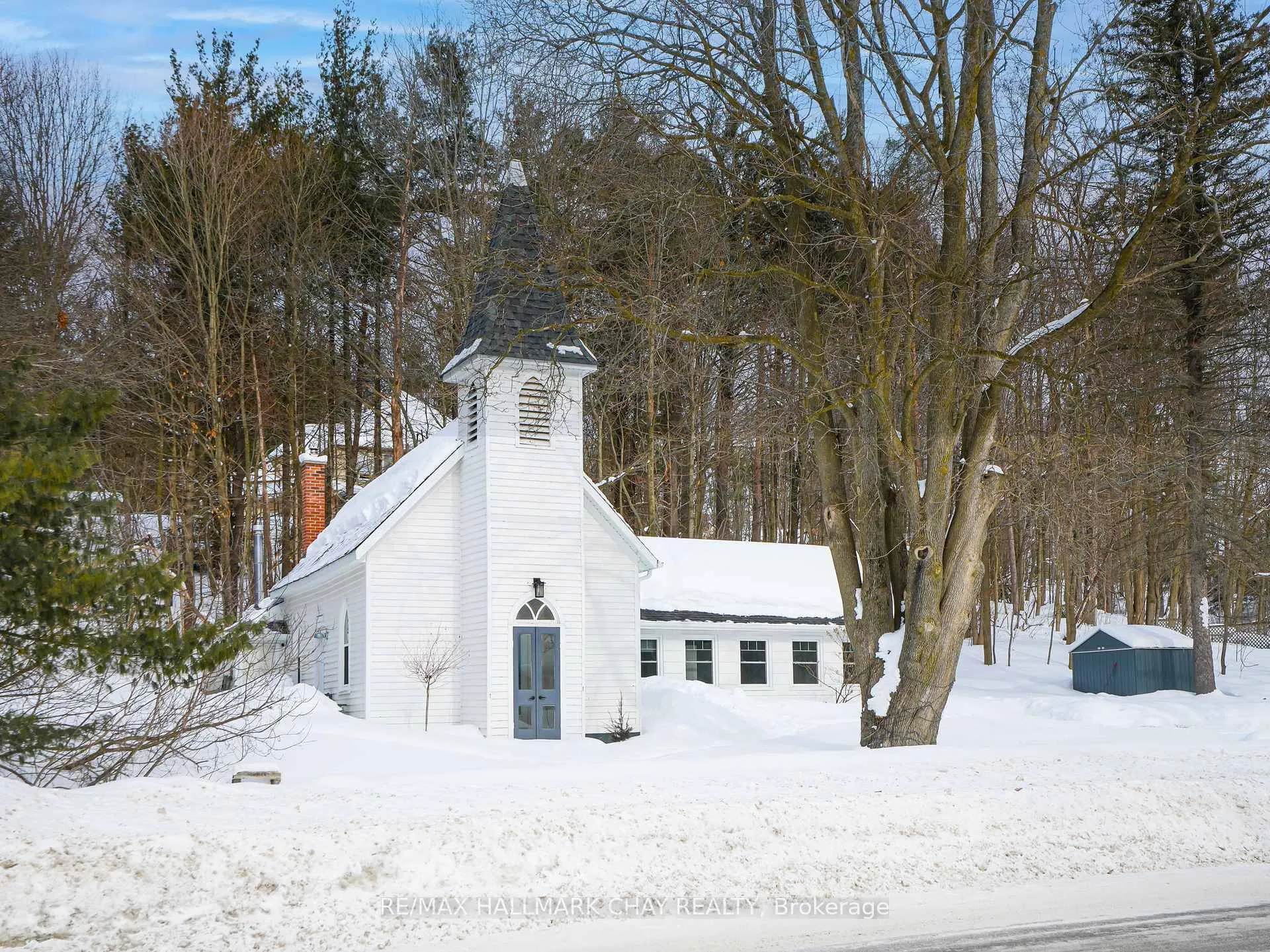 Photo 2 of 46 Doran Road, Springwater, Midhurst — HOMEH