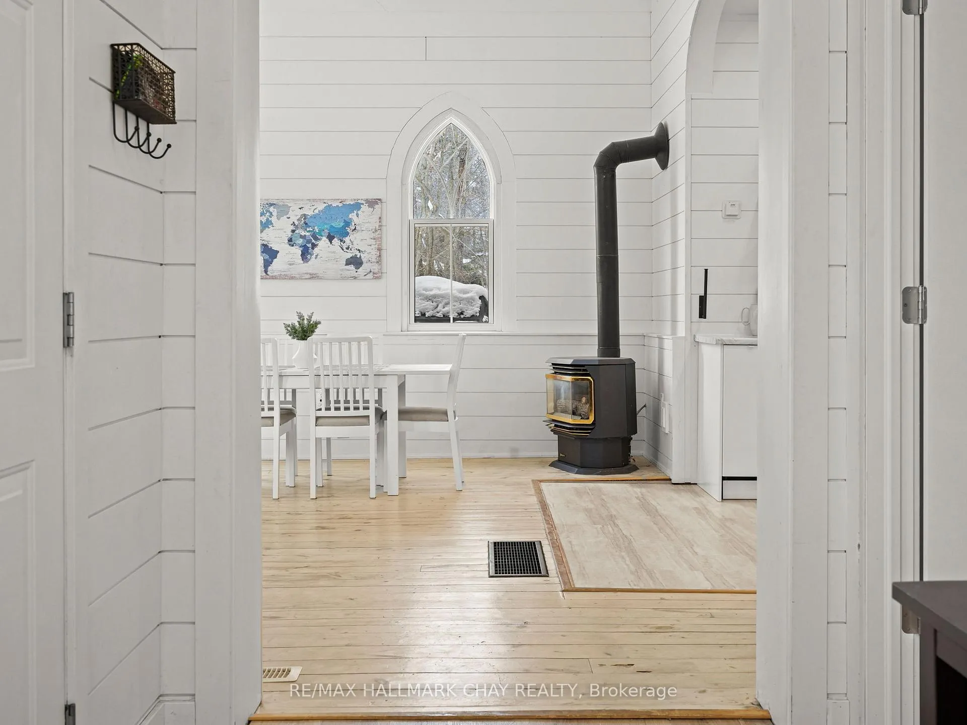 Photo 10 of 46 Doran Road, Springwater, Midhurst — HOMEH