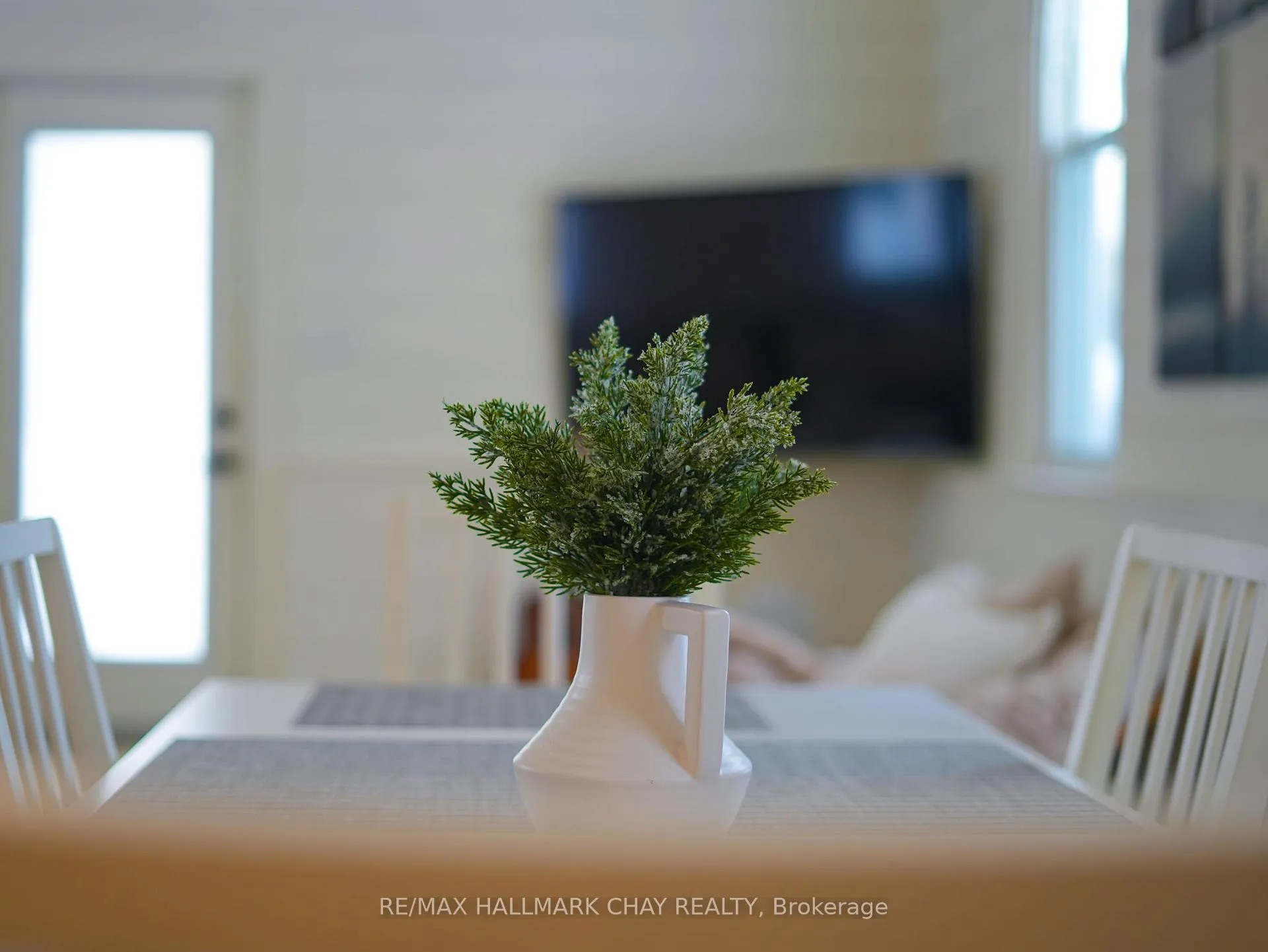 Photo 16 of 46 Doran Road, Springwater, Midhurst — HOMEH