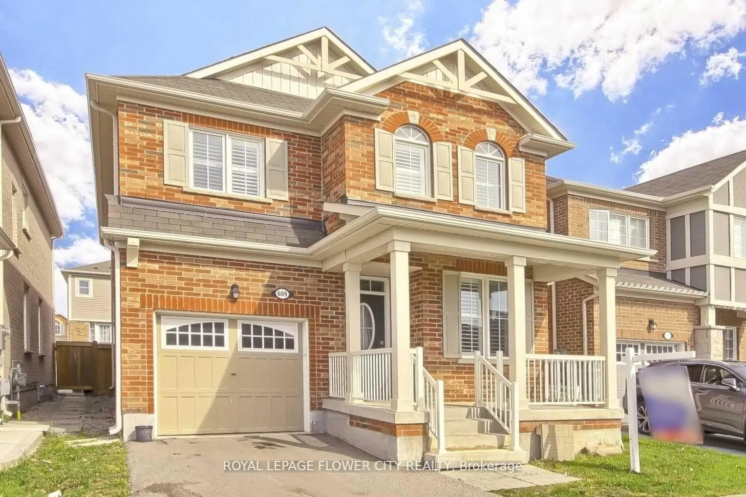 Photo 2 of 609 Gibson Crescent, Milton, Coates — HOMEH