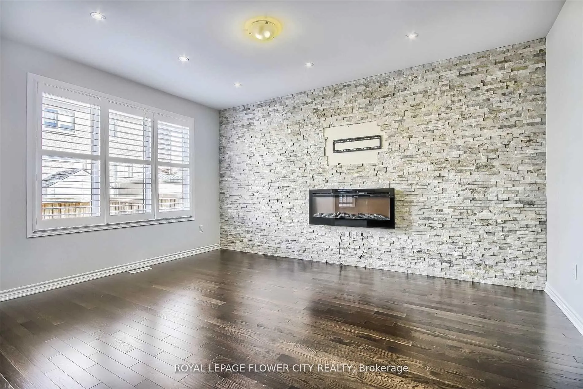 Photo 27 of 609 Gibson Crescent, Milton, Coates — HOMEH
