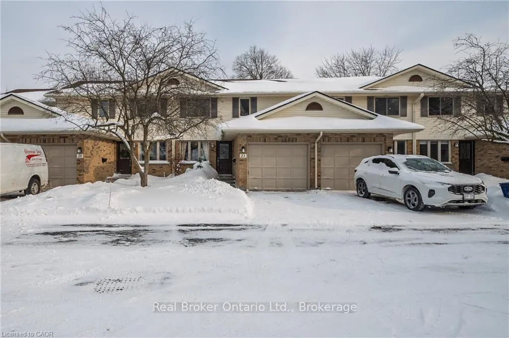 Front of Unit 21, 375 Kingscourt Drive