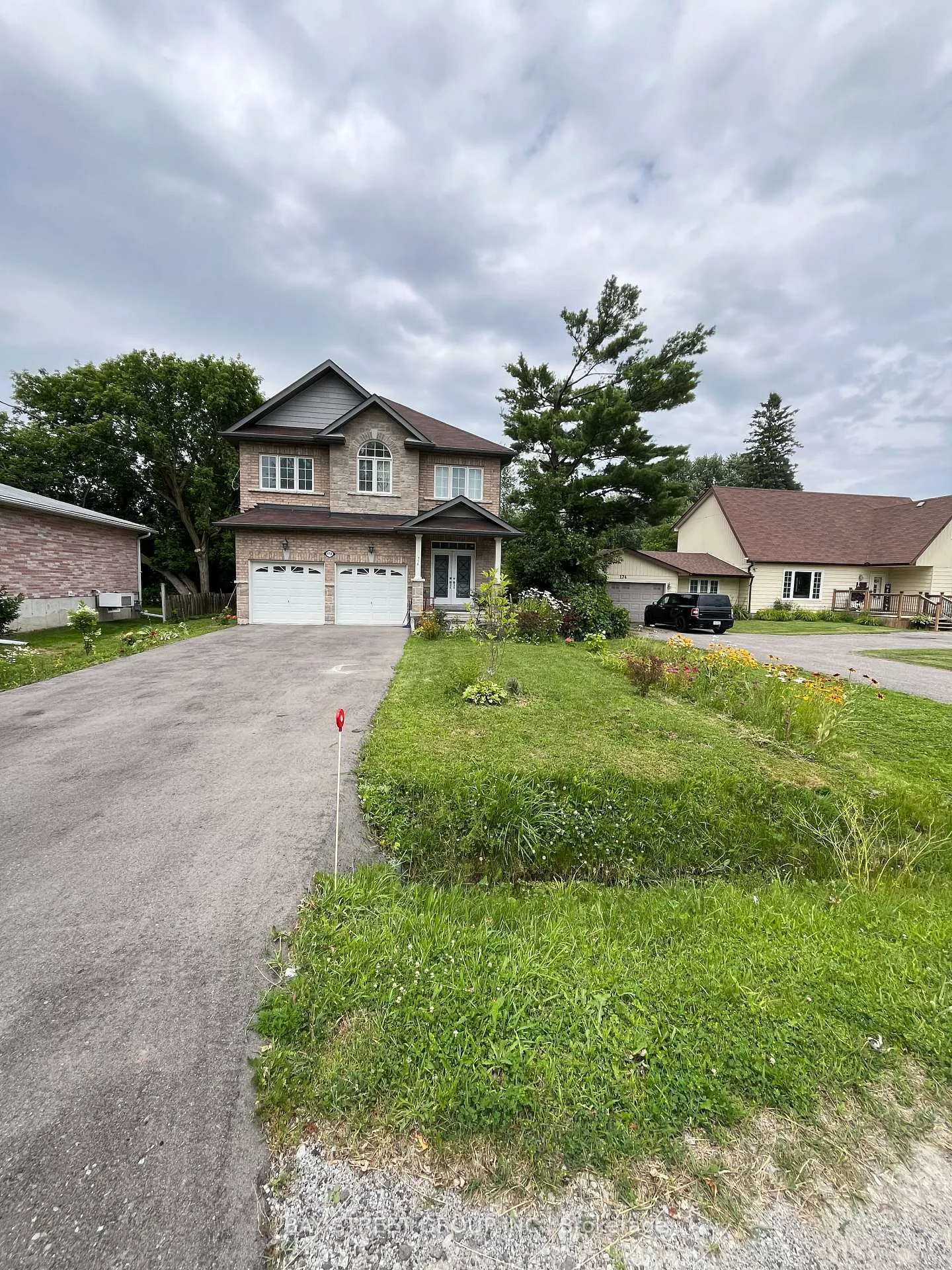 Photo 2 of 178 Bayview Avenue, Georgina, Keswick South — HOMEH