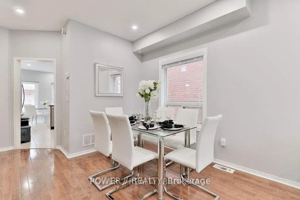 Photo 6 of 253 Bur Oak Avenue, Markham, Berczy — HOMEH