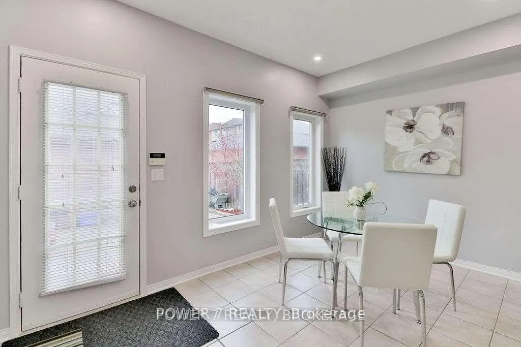 Photo 13 of 253 Bur Oak Avenue, Markham, Berczy — HOMEH