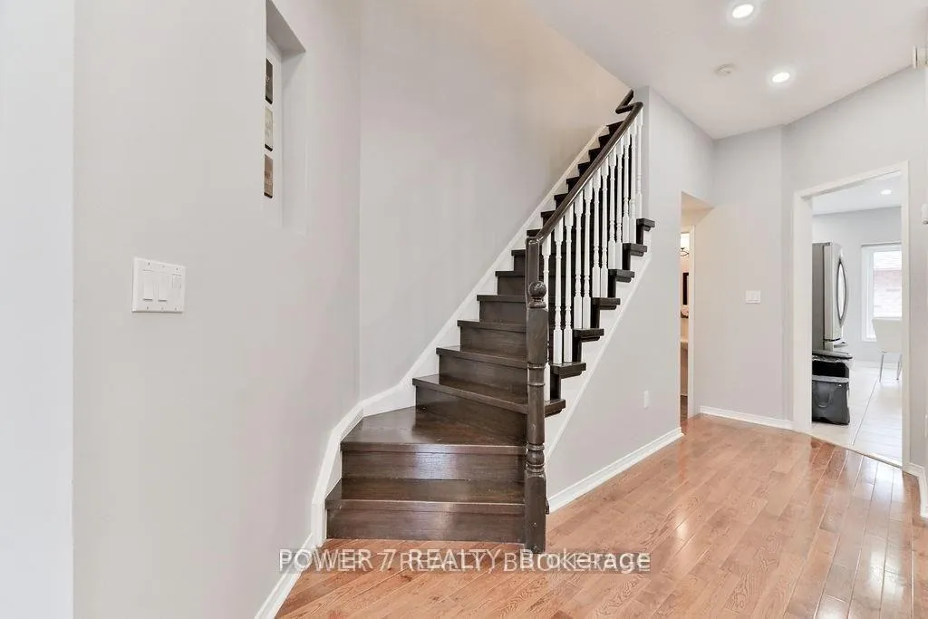 Photo 14 of 253 Bur Oak Avenue, Markham, Berczy — HOMEH