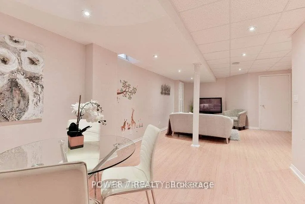 Photo 27 of 253 Bur Oak Avenue, Markham, Berczy — HOMEH