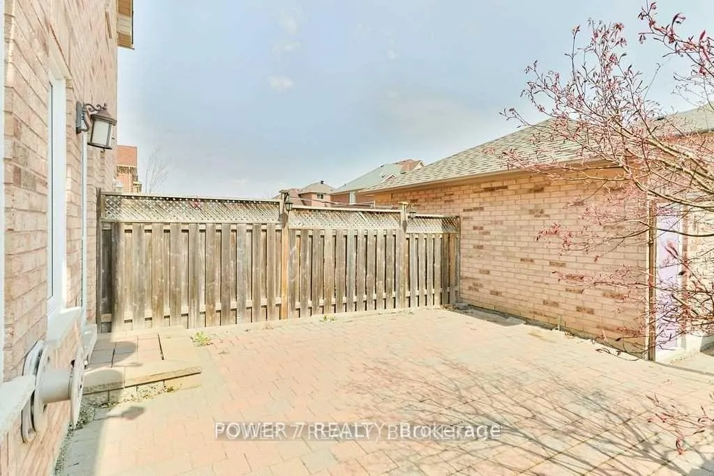 Photo 29 of 253 Bur Oak Avenue, Markham, Berczy — HOMEH