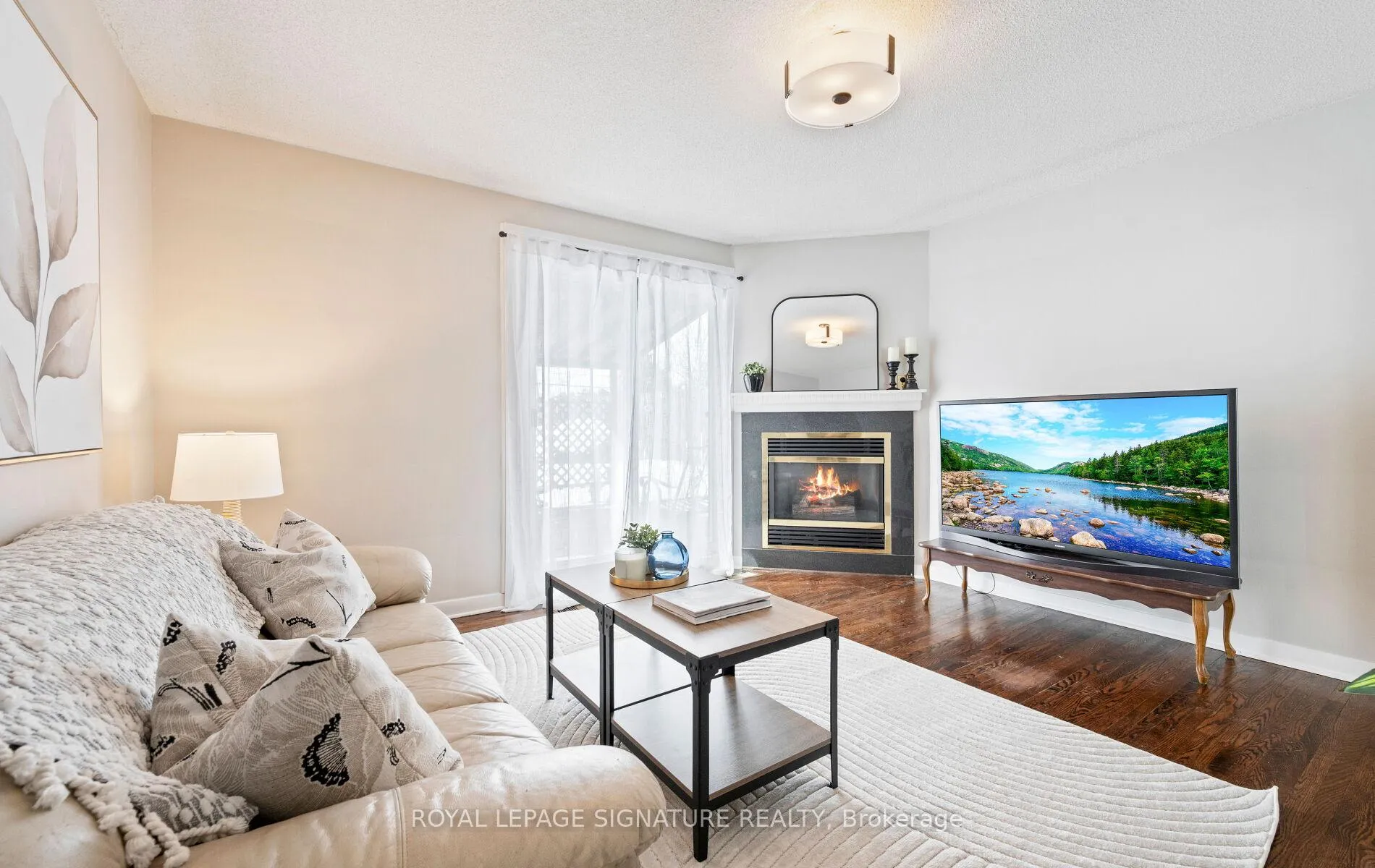 Photo 6 of 281 Jeffcoat Drive, Etobicoke, West Humber-Clairville — HOMEH