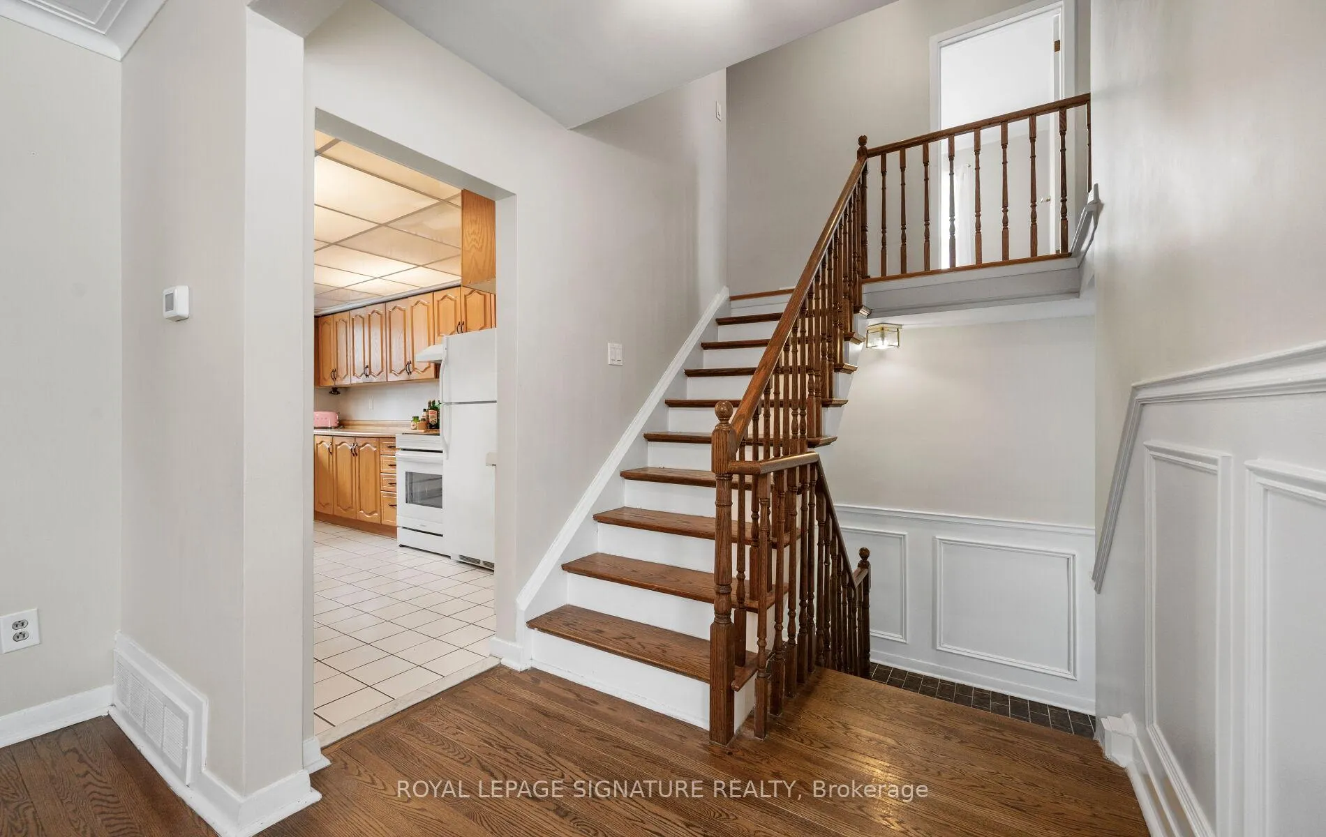 Photo 15 of 281 Jeffcoat Drive, Etobicoke, West Humber-Clairville — HOMEH