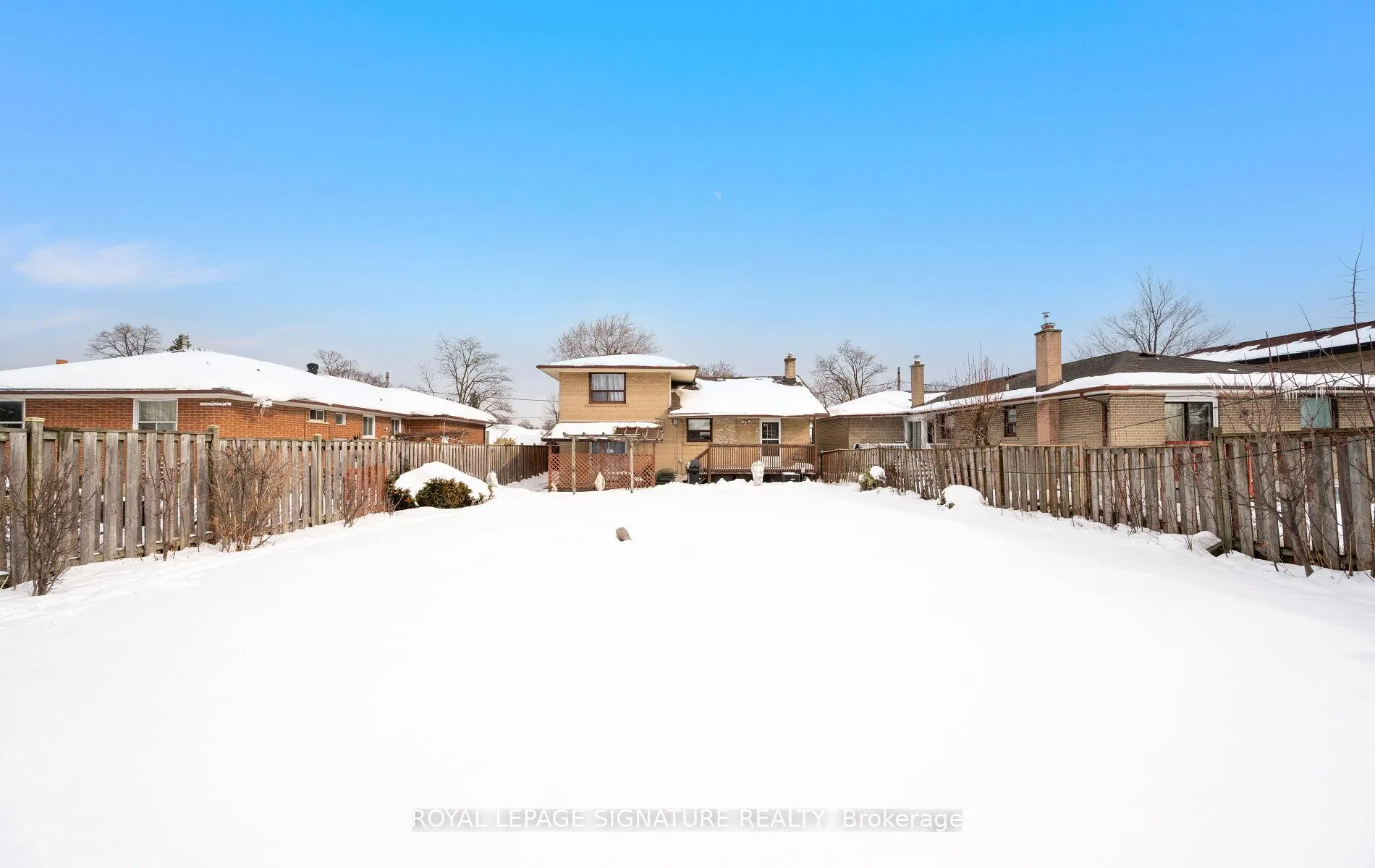 Photo 26 of 281 Jeffcoat Drive, Etobicoke, West Humber-Clairville — HOMEH