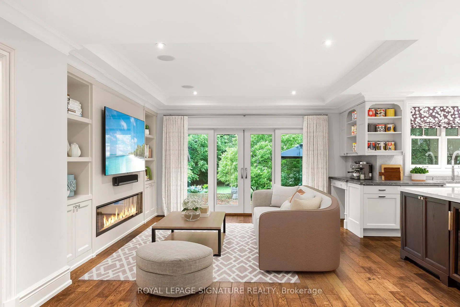 Photo 4 of 26 Buckingham Avenue, Toronto, Lawrence Park South — HOMEH