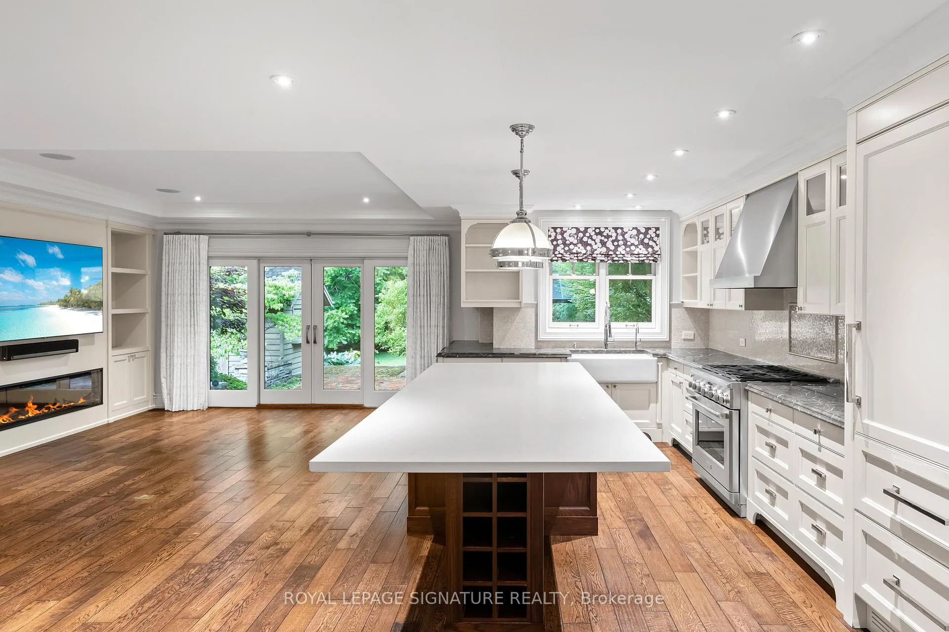 Photo 6 of 26 Buckingham Avenue, Toronto, Lawrence Park South — HOMEH