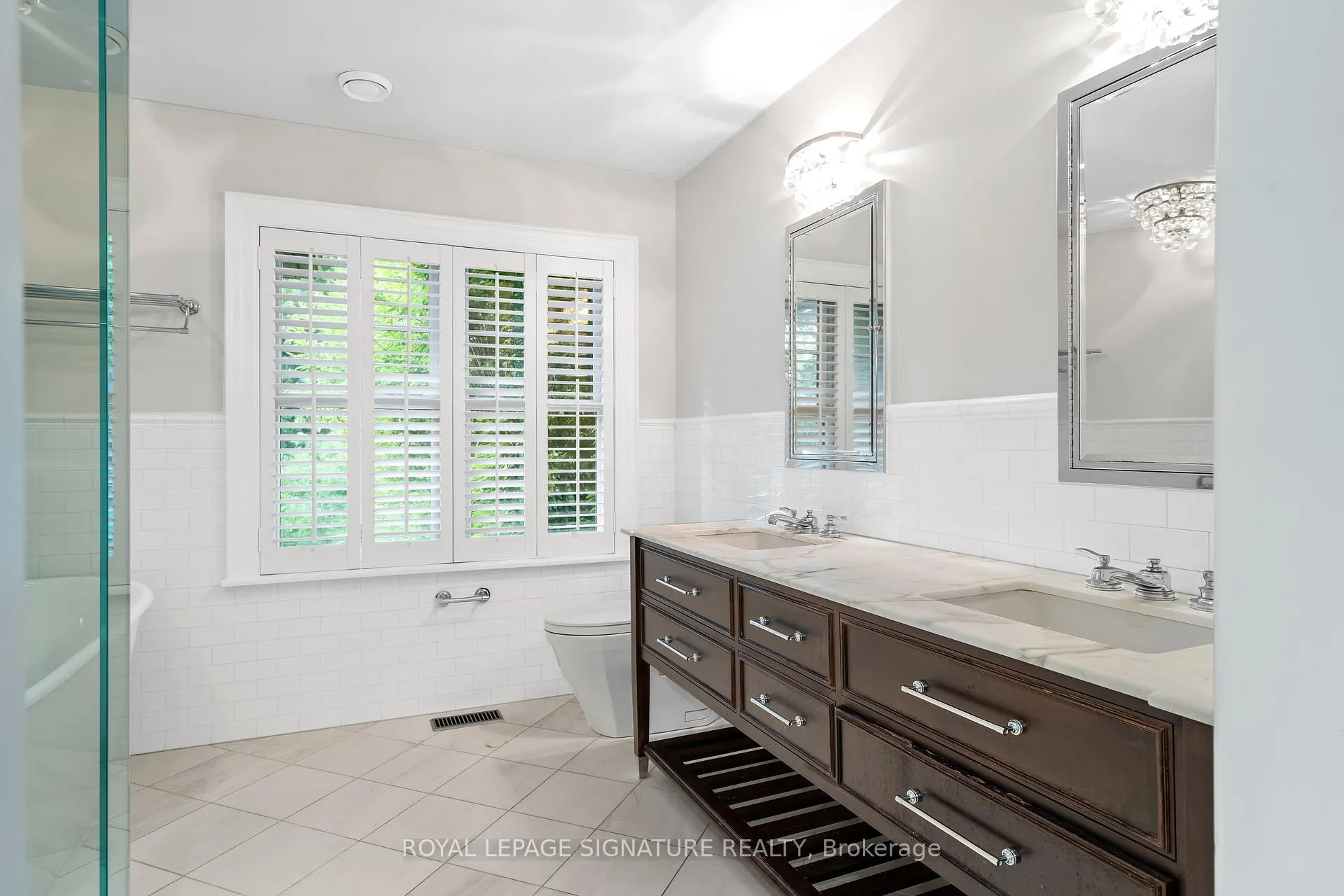Photo 12 of 26 Buckingham Avenue, Toronto, Lawrence Park South — HOMEH